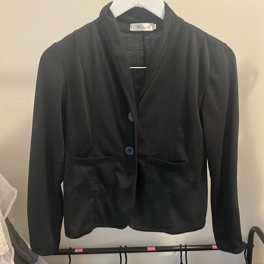 Cropped basic black two button blazer jacket - Picture 2 of 3